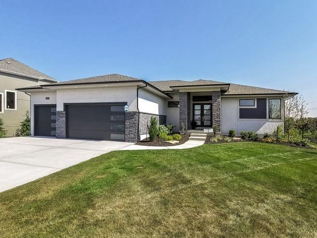Homes for Sale in Kansas City, MO 64151 | 5907 N Lucerne Avenue