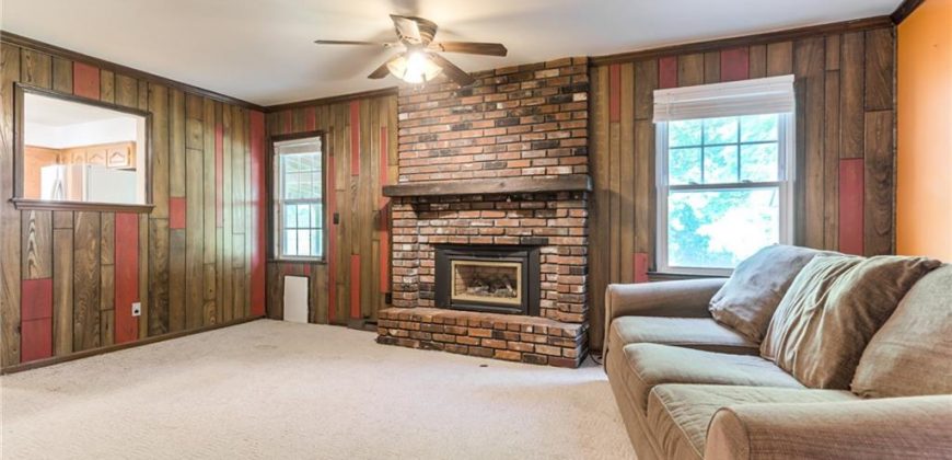 Homes for Sale in Gladstone, MO 64118 | 6704 N Garfield Street