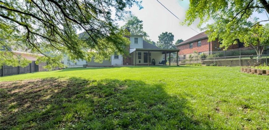 Homes for Sale in Gladstone, MO 64118 | 6704 N Garfield Street