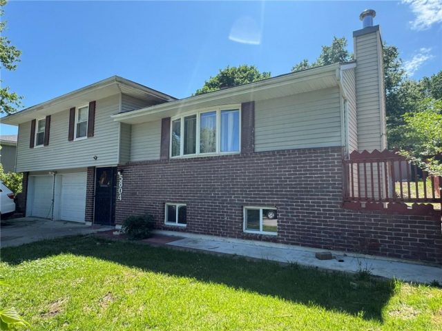 Homes for Sale in Kansas City, MO 64119 | 5804 N Hardesty Avenue