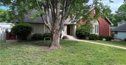 Homes for Sale in Gladstone, MO 64119 | 6009 N Monroe Avenue