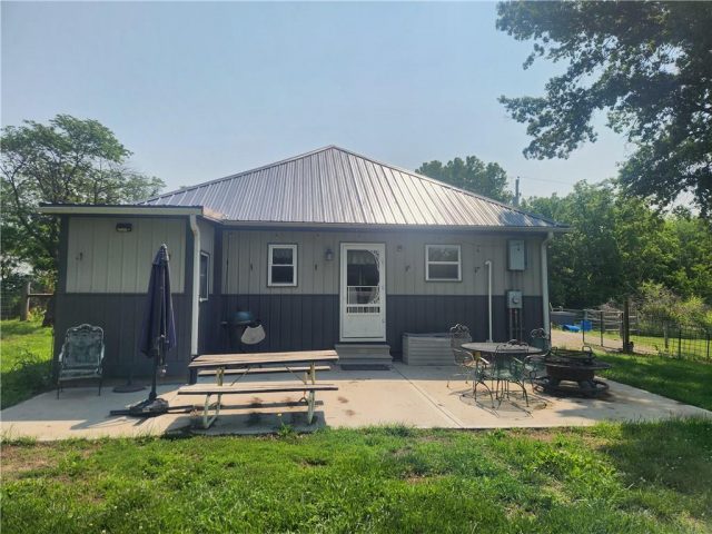 Homes for Sale in Camden Point, MO 64108 | 17680  Stubbs Station Road