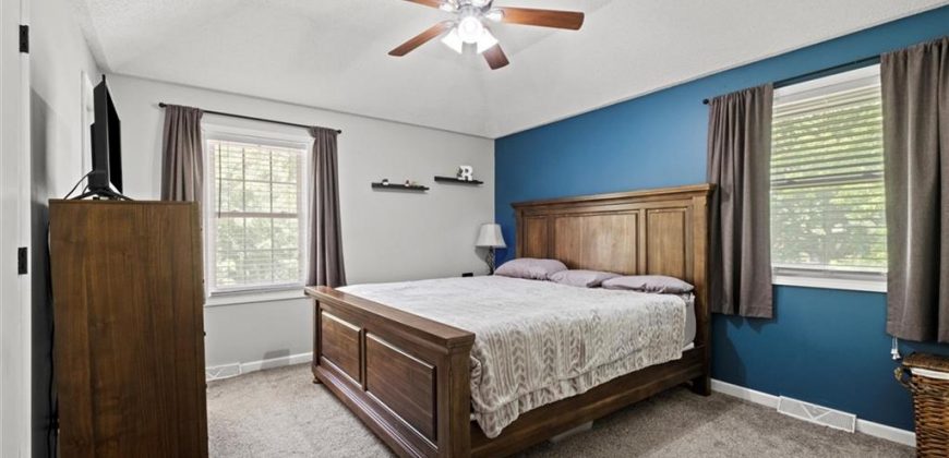 Homes for Sale in Parkville, MO 64152 | 5712 NW Raintree Drive