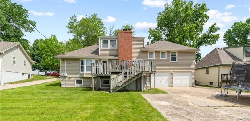 Homes for Sale in Kansas City, MO 64118 | 1207 NE 81st Terrace