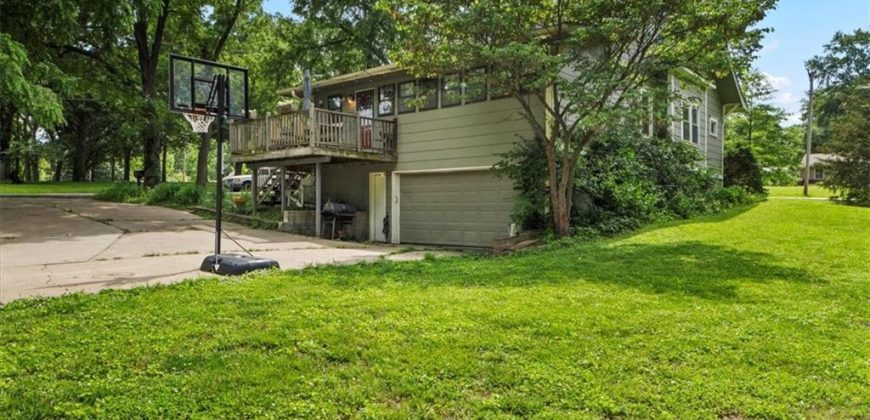 Homes for Sale in Glenaire, MO 64068 | 115  Adkins Road