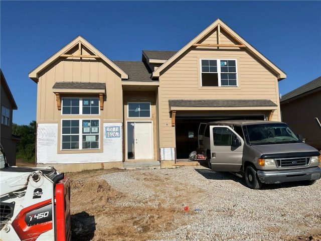 Homes for Sale in Parkville, MO 64152 | 16267  Giorgia Street