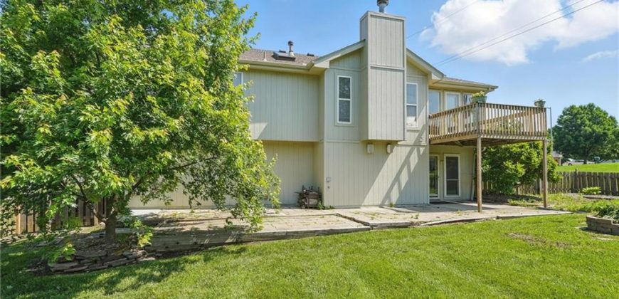 Homes for Sale in Kansas City, MO 64155 | 901 NE 116th Terrace