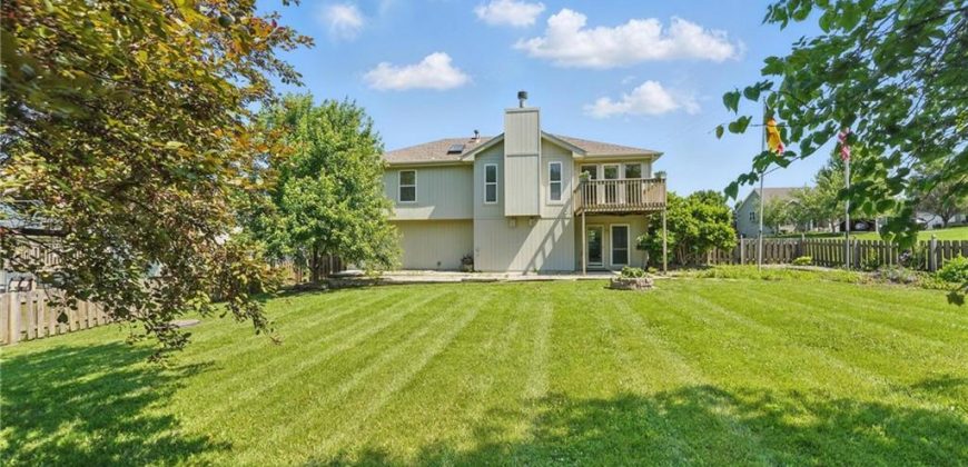 Homes for Sale in Kansas City, MO 64155 | 901 NE 116th Terrace
