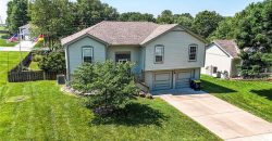 Homes for Sale in Kansas City, MO 64155 | 901 NE 116th Terrace