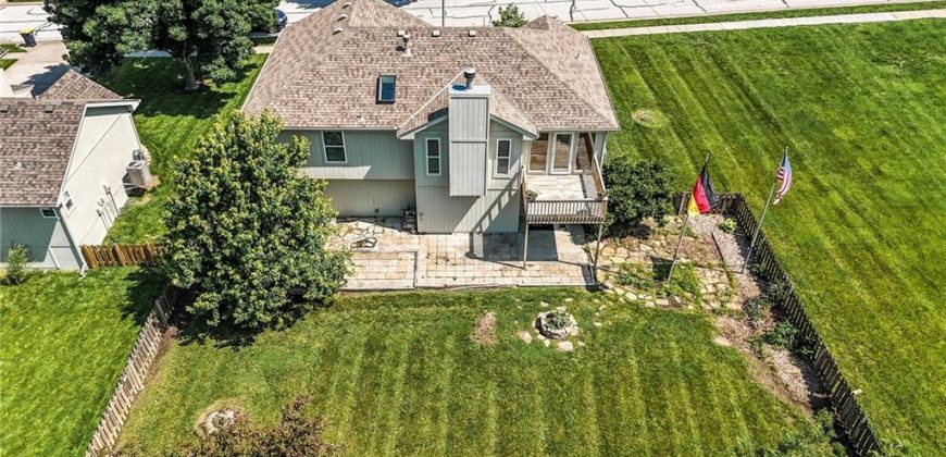 Homes for Sale in Kansas City, MO 64155 | 901 NE 116th Terrace