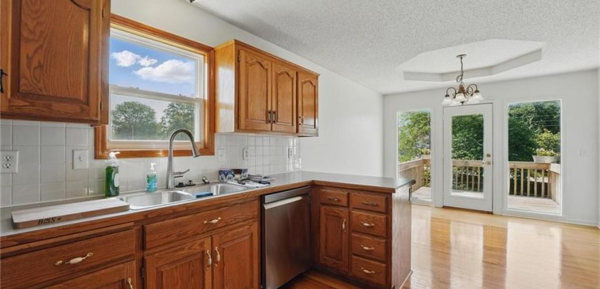 Homes for Sale in Kansas City, MO 64155 | 901 NE 116th Terrace