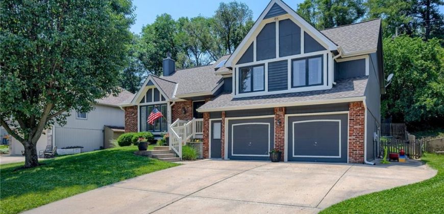 Homes for Sale in Kansas City, MO 64151 | 5712 N Mayview Avenue
