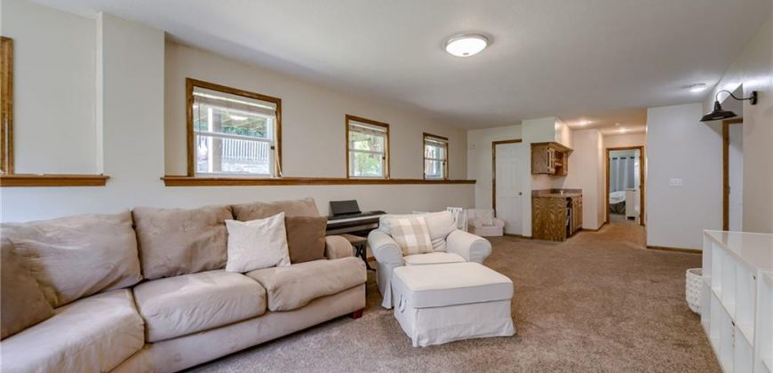 Homes for Sale in Kansas City, MO 64151 | 5712 N Mayview Avenue