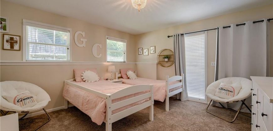 Homes for Sale in Kansas City, MO 64151 | 5712 N Mayview Avenue