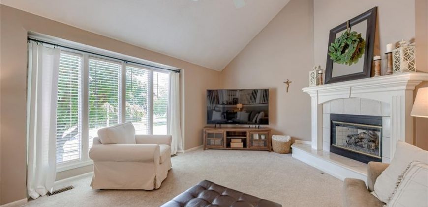 Homes for Sale in Kansas City, MO 64151 | 5712 N Mayview Avenue