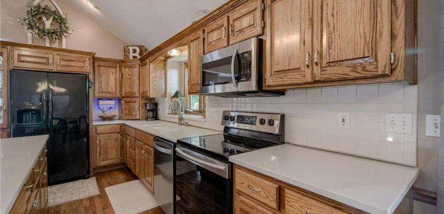 Homes for Sale in Kansas City, MO 64151 | 5712 N Mayview Avenue