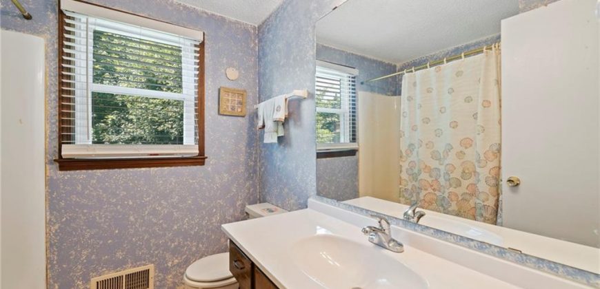 Homes for Sale in Kansas City, MO 64151 | 8174 NW Beaman Drive