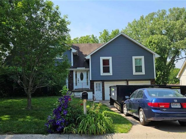 Homes for Sale in Kansas City, MO 64152 | 10001 NW 71st Terrace
