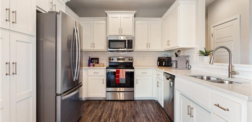 Homes for Sale in Kansas City, MO 64157 | 9600  Smalley Avenue