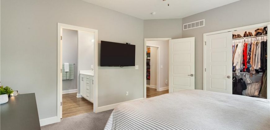 Homes for Sale in Kansas City, MO 64157 | 9600  Smalley Avenue