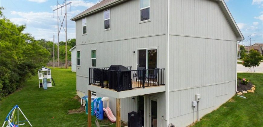 Homes for Sale in Kansas City, MO 64157 | 9600  Smalley Avenue