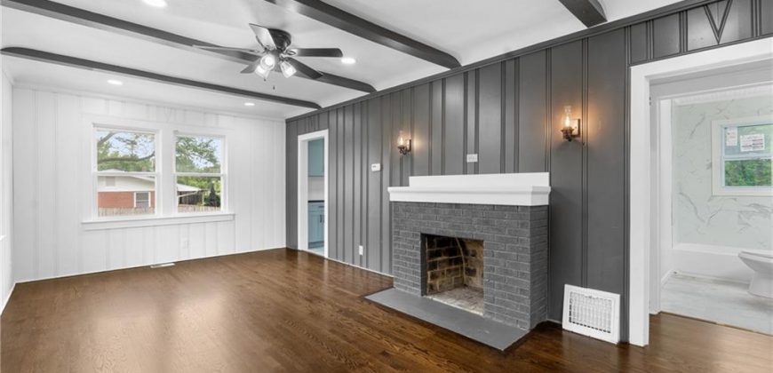 Homes for Sale in Pleasant Valley, MO 64068 | 6806 N Brookside Road