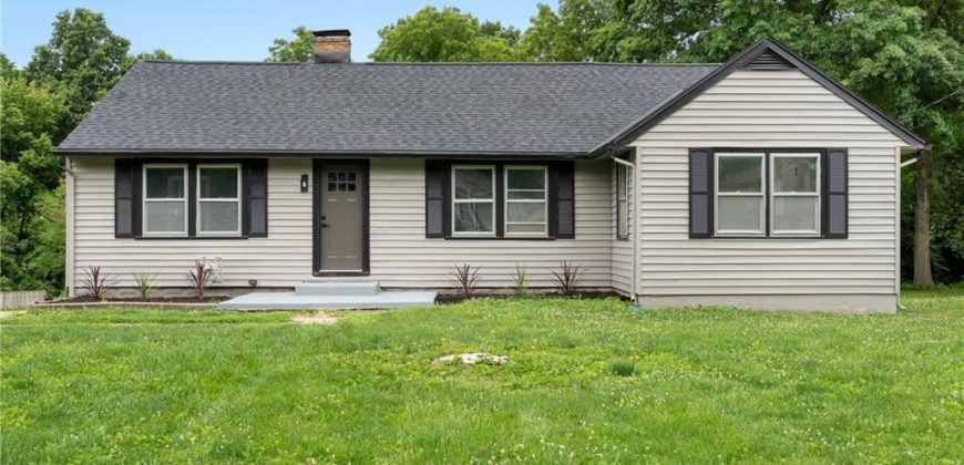 Homes for Sale in Pleasant Valley, MO 64068 | 6806 N Brookside Road