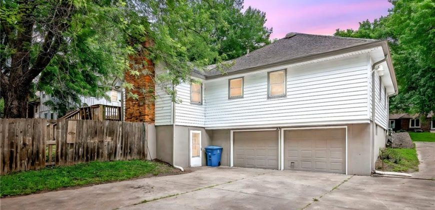 Homes for Sale in Gladstone, MO 64119 | 6100 N Cleveland Avenue
