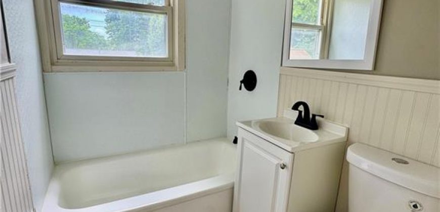 Homes for Sale in Kansas City, MO 64116 | 1229 NE 43rd Terrace