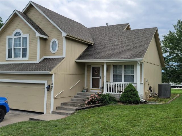 Homes for Sale in Liberty, MO 64068 | 1805  HOLT Circle