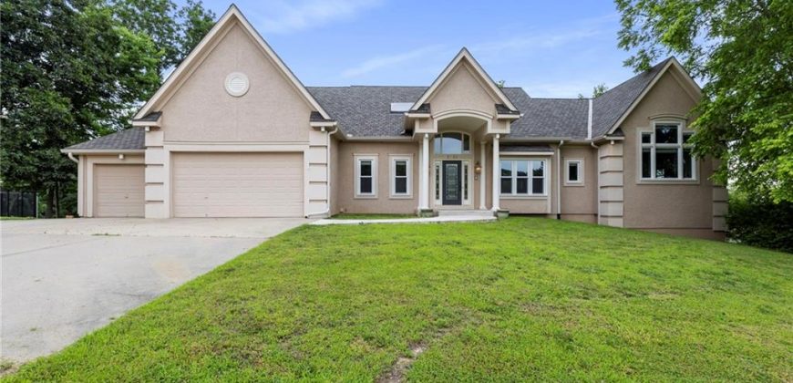 Homes for Sale in Gladstone, MO 64119 | 2710 NE 76th Terrace