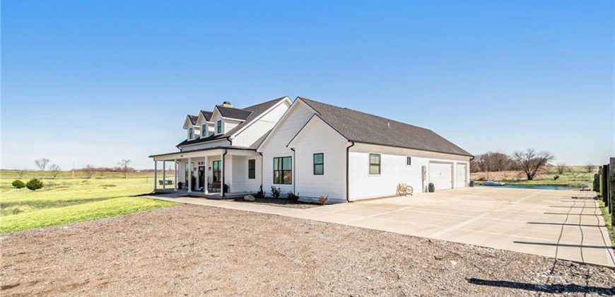 Homes for Sale in Smithville, MO 64089 | 18723  County Line Road