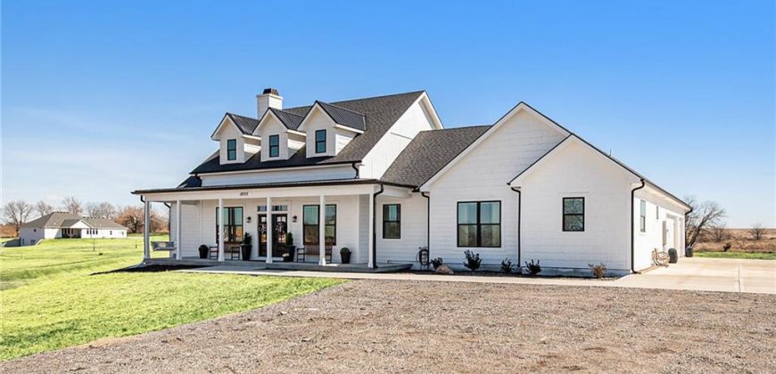 Homes for Sale in Smithville, MO 64089 | 18723  County Line Road