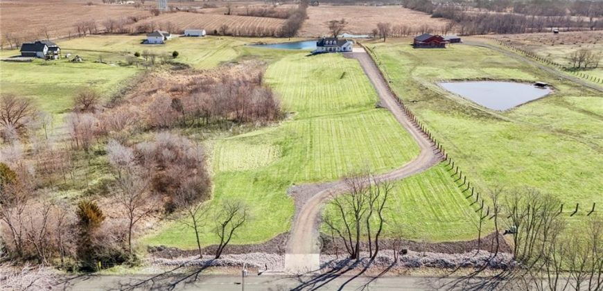 Homes for Sale in Smithville, MO 64089 | 18723  County Line Road