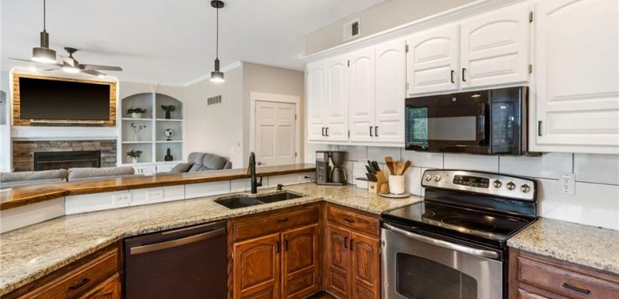 Homes for Sale in Liberty, MO 64068 | 811  Claywoods Drive