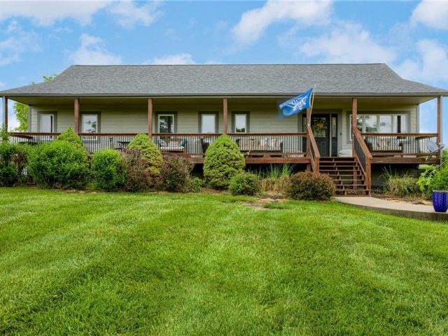 Homes for Sale in Liberty, MO 64068 | 8620 NE 149 Street