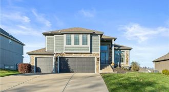 Homes for Sale in Kansas City, MO 64151 | 4108 NW 76th Street