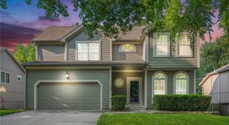 Homes for Sale in Smithville, MO 64089 | 305  Dublin Circle