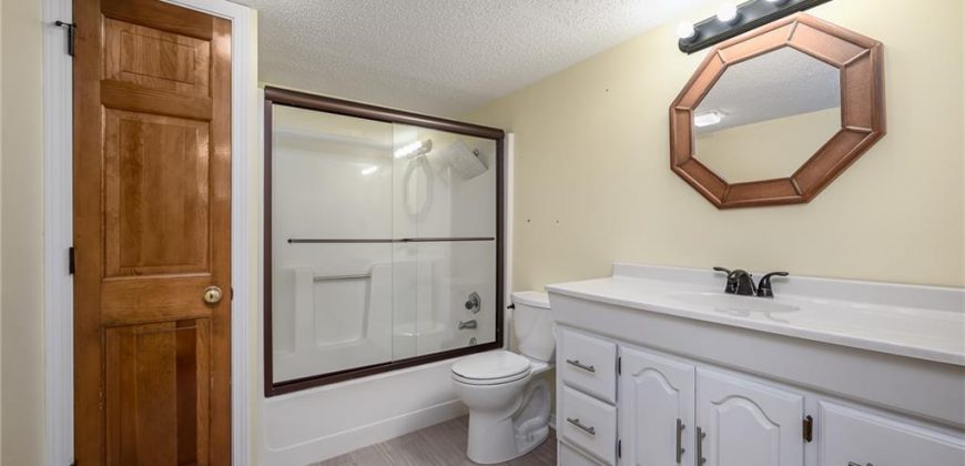 Homes for Sale in Kansas City, MO 64155 | 412 NE 96th Terrace