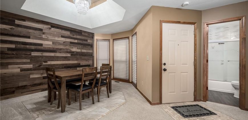 Homes for Sale in Kansas City, MO 64155 | 412 NE 96th Terrace