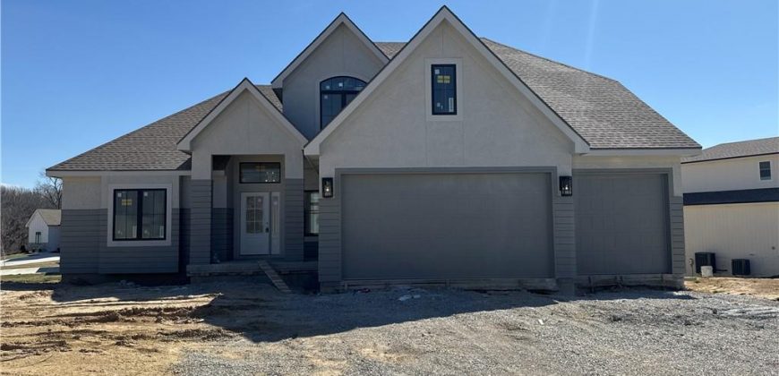 Homes for Sale in Parkville, MO 64152 | 13494  Terrace Park Drive