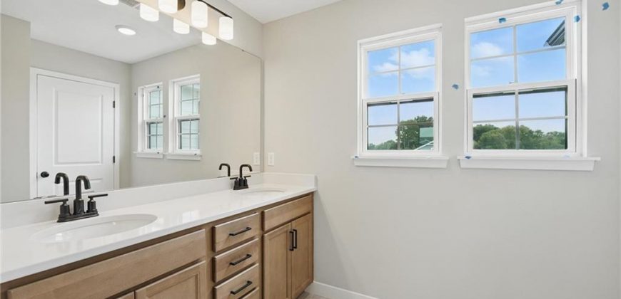 Homes for Sale in Kansas City, MO 64154 | 3000 NW 95th Terrace