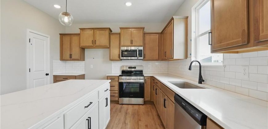 Homes for Sale in Kansas City, MO 64154 | 3000 NW 95th Terrace