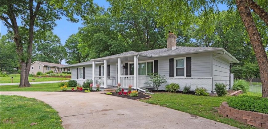 Homes for Sale in Pleasant Valley, MO 64068 | 6809 N Brookside Road