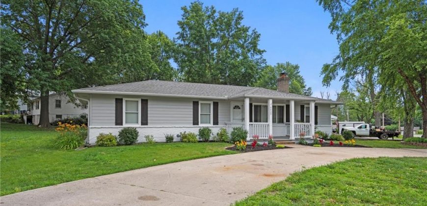Homes for Sale in Pleasant Valley, MO 64068 | 6809 N Brookside Road