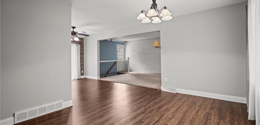 Homes for Sale in Pleasant Valley, MO 64068 | 6809 N Brookside Road