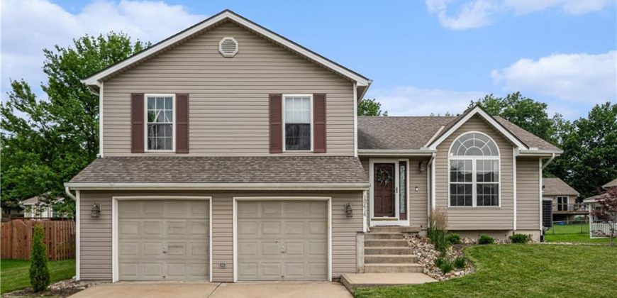 Homes for Sale in Kansas City, MO 64155 | 10414 N Tracy Avenue
