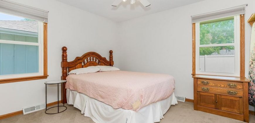 Homes for Sale in Lake Waukomis, MO 64151 | 376 NW North Shore Drive