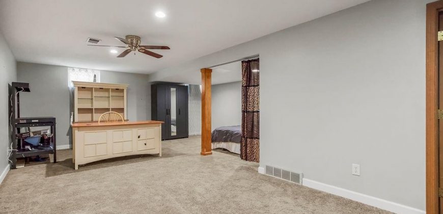 Homes for Sale in Lake Waukomis, MO 64151 | 376 NW North Shore Drive