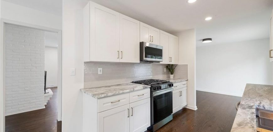 Homes for Sale in Kansas City, MO 64151 | 3109 NW Karen Road
